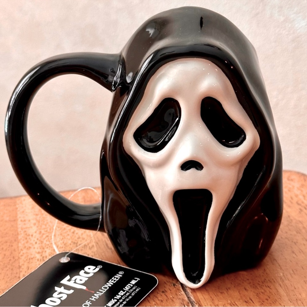 Bioworld Ghost Face Scream Sculpted Ceramic Mug BRAND NEW!!